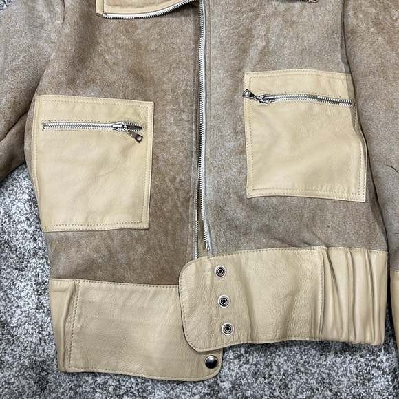 Beautiful warm jacket - Picture 5 of 8